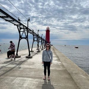 Meet your Posher, Alyssa